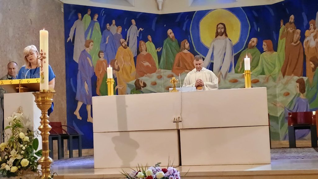 1db2ea4c-dffa-4f19-987f-80a324c585c6