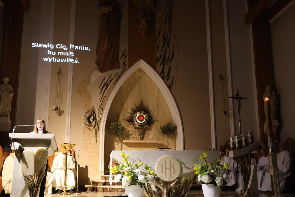 Messenger_creation_F97B6F54-859D-4E44-ACE8-E0549D2F7E61