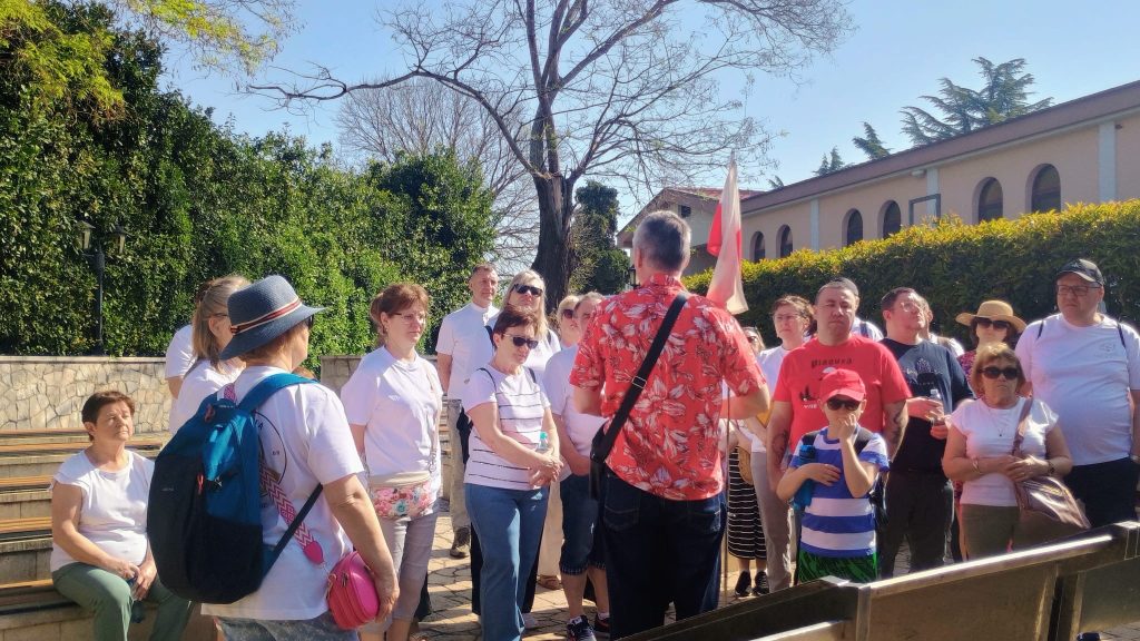 dad35fe2-014d-4a35-9268-299eed55129b